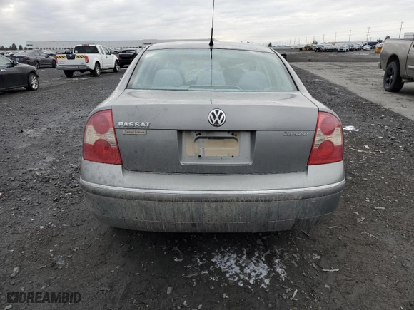 2003 Volkswagen Passat GLS with VIN WVWPD63B63P033986, listed as a Copart auction lot 43545515 with 0 mi miles and Salvage Title. Bid and sale history available at carsss.com. Image 6.