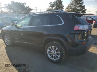 2019 Jeep Cherokee Latitude with VIN 1C4PJLCB5KD333235, listed as a Copart auction lot 44188645 with 115,166 mi miles and Salvage Title. Bid and sale history available at carsss.com. Image 2.