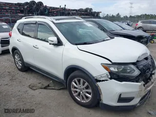 2017 Nissan Rogue SL with VIN 5N1AT2MT1HC752985, listed as a IAAI auction lot 41246428 with 140,101 mi miles. Bid and sale history available at carsss.com. Image 13.