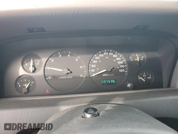 2004 Jeep Grand Cherokee Laredo z VIN 1J4GX48S24C348436, wystawiony jako Copart lot #61930385 z przebiegiem 97 536 mil mil oraz Szkoda całkowita • Salvage title. Historia ofert i sprzedaży dostępna na DreamBid. Obrazek 9.