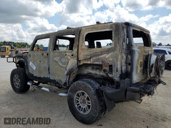 2006 Hummer H3 with VIN 5GTDN136568297746, listed as a Copart auction lot 74004254 with Not Provided miles and Non Repairable. Bid and sale history available at DreamBid. Image 2.