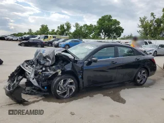 2024 Hyundai Elantra SEL z VIN KMHLS4DG7RU716028, wystawiony jako Copart lot #59912774 z przebiegiem 2 971 mil mil oraz Szkoda całkowita • Salvage title. Historia ofert i sprzedaży dostępna na DreamBid. Obrazek 1.