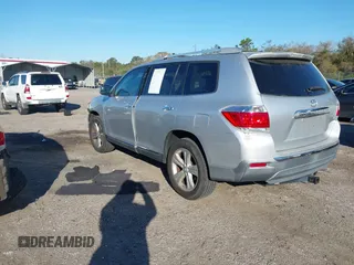 2011 Toyota Highlander Limited with VIN 5TDYK3EH3BS030851, listed as a IAAI auction lot 41632465 with 249,790 mi miles and . Bid and sale history available at DreamBid. Image 3.