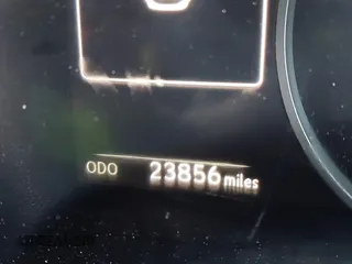 2022 Lexus NX 250 z VIN 2T2ADCEZ4NC001713, wystawiony jako IAAI lot #41354855 z przebiegiem 23 856 mil mil oraz . Historia ofert i sprzedaży dostępna na DreamBid. Obrazek 14.