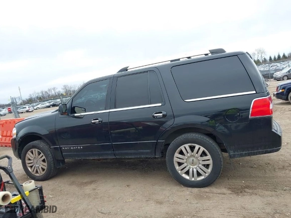 2012 Lincoln Navigator with VIN 5LMJJ2J50CEL05439, listed as a IAAI auction lot 41516644 with 173,183 mi miles. Bid and sale history available at carsss.com. Image 14.