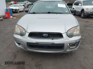 2005 Subaru Impreza Sedan (Natl) RS with VIN JF1GD67595H521949, listed as a IAAI auction lot 42114646 with 209,177 mi miles. Bid and sale history available at carsss.com. Image 6.