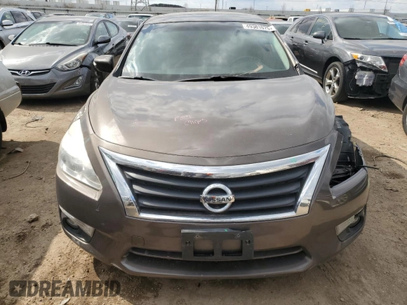 2015 Nissan Altima SL with VIN 1N4AL3AP3FN912065, listed as a Copart auction lot 49301075 with 179,522 mi miles and Salvage Title. Bid and sale history available at DreamBid. Image 5.