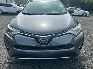 2016 Toyota RAV4 Limited z VIN JTMDFREV5GD182662, wystawiony jako Copart lot #61481295 z przebiegiem 183 840 mil mil oraz Czysty tytuł • Clean title. Historia ofert i sprzedaży dostępna na DreamBid. Obrazek 5.