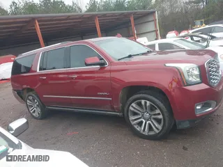 2020 GMC Yukon XL Denali with VIN 1GKS1HKJ7LR170497, listed as a IAAI auction lot 41562109 with 97,357 mi miles. Bid and sale history available at carsss.com. Image 13.