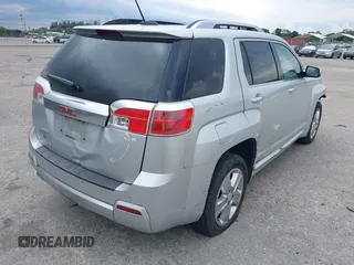 2015 GMC Terrain Denali with VIN 2GKALUEK9F6421491, listed as a IAAI auction lot 41852067 with 93,216 mi miles and . Bid and sale history available at carsss.com. Image 19.