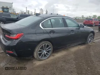 2021 BMW 3 Series 330i xDrive z VIN 3MW5R7J01M8B98681, wystawiony jako Copart lot #58473725 z przebiegiem 15 407 mil mil oraz Czysty tytuł • Clean title. Historia ofert i sprzedaży dostępna na DreamBid. Obrazek 3.