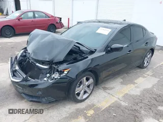 2013 Acura ILX Tech Pkg with VIN 19VDE1F72DE013609, listed as a IAAI auction lot 41984514 with 124,157 mi miles. Bid and sale history available at carsss.com. Image 17.