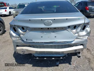 2016 Toyota Camry XLE with VIN 4T4BF1FK2GR548706, listed as a IAAI auction lot 41965363 with 70,284 mi miles and . Bid and sale history available at carsss.com. Image 6.