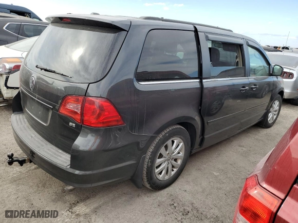 2012 Volkswagen Routan SE with VIN 2C4RVABG8CR321500, listed as a Copart auction lot 74371314 with 0 mi miles and Salvage Title. Bid and sale history available at carsss.com. Image 3.