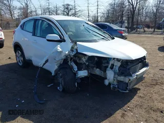 2018 Honda HR-V LX with VIN 3CZRU6H32JM722057, listed as a IAAI auction lot 41804600 with 100,468 mi miles. Bid and sale history available at carsss.com. Image 1.