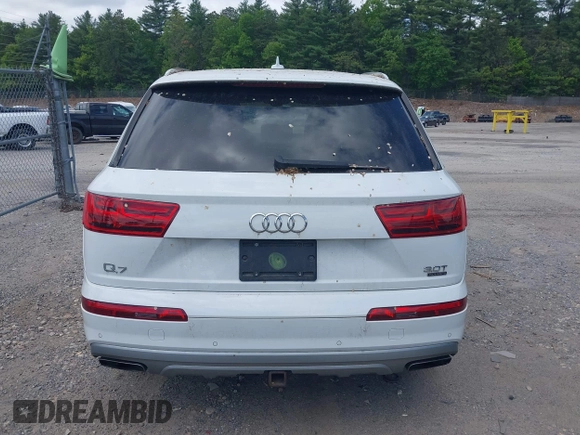 2018 Audi Q7 Premium Plus with VIN WA1LAAF70JD031855, listed as a IAAI auction lot 42267620 with 39,334 mi miles and . Bid and sale history available at DreamBid. Image 17.