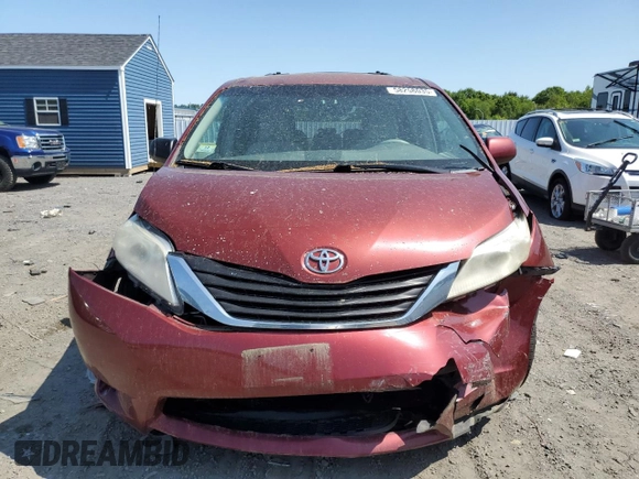 2012 Toyota Sienna LE AAS с VIN 5TDKK3DC0CS183801, выставлен на аукционе Copart как лот 58258035 с пробегом 291 299 миль миль и Чистый • Clean title. История ставок и продаж доступна на DreamBid. Изображение 5.