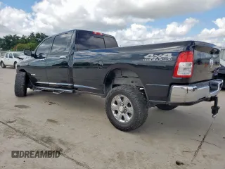 2019 Ram 2500 Tradesman with VIN 3C6UR5HJ2KG709181, listed as a Copart auction lot 62697695 with 149,259 mi miles and Salvage title. Bid and sale history available at DreamBid. Image 2.