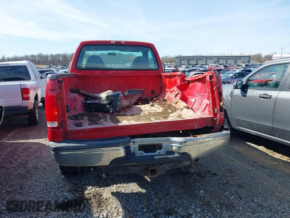 2000 Ford F-250 XL z VIN 1FTNF21L0YEB96710, wystawiony jako IAAI lot #41534150 z przebiegiem 296 680 mil mil oraz . Historia ofert i sprzedaży dostępna na DreamBid. Obrazek 17.
