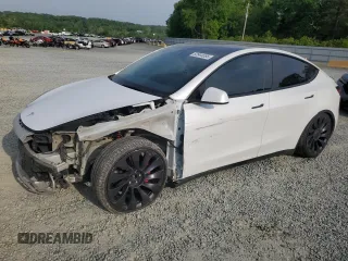 2021 Tesla Model Y Performance z VIN 5YJYGDEF0MF258819, wystawiony jako Copart lot #53944085 z przebiegiem 55 252 mil mil oraz Szkoda całkowita • Salvage title. Historia ofert i sprzedaży dostępna na DreamBid. Obrazek 1.