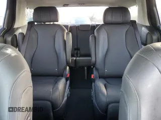 2024 Kia Carnival SX Prestige with VIN KNDNE5H33R6336836, listed as a Copart auction lot 85352014 with 14,213 mi miles and Salvage Title. Bid and sale history available at carsss.com. Image 10.