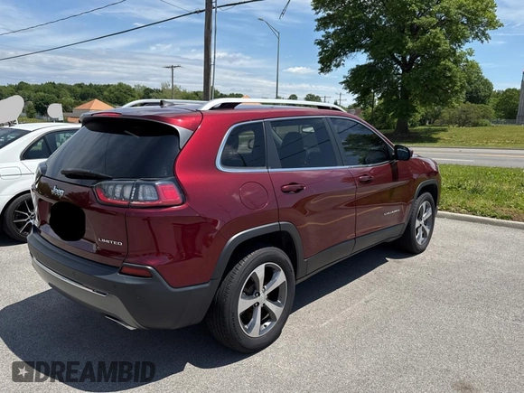 2019 Jeep Cherokee Limited with VIN 1C4PJMDX5KD126098, listed as a Copart auction lot 58540935 with 92,652 mi miles and Clean title. Bid and sale history available at DreamBid. Image 4.