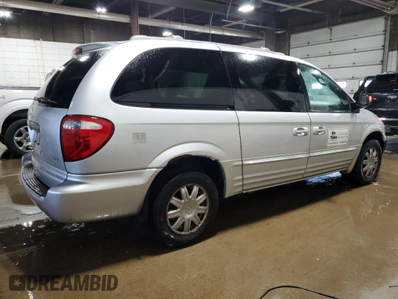 2004 Chrysler Town & Country Touring z VIN 2C4GP54L14R518481, wystawiony jako Copart lot #58425865 z przebiegiem 151 313 mil mil oraz Szkoda całkowita • Salvage title. Historia ofert i sprzedaży dostępna na DreamBid. Obrazek 3.