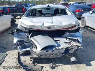 2019 Kia Forte LXS with VIN 3KPF24AD3KE118762, listed as a IAAI auction lot 41823333 with 76,446 mi miles. Bid and sale history available at carsss.com. Image 6.