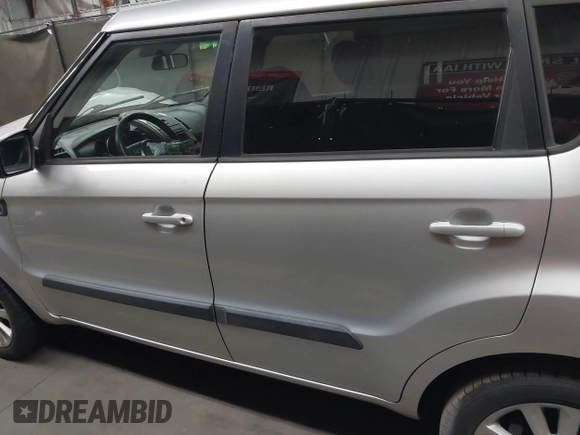 2012 Kia Soul + with VIN KNDJT2A66C7403146, listed as a IAAI auction lot 42003669 with 142,522 mi miles. Bid and sale history available at carsss.com. Image 15.