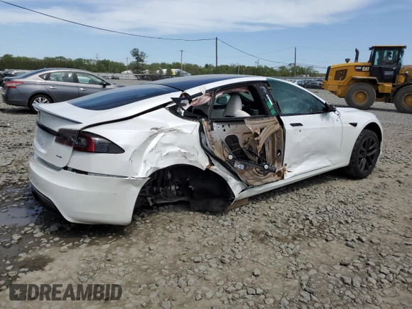 2022 Tesla Model S Plaid with VIN 5YJSA1E63NF460643, listed as a Copart auction lot 54665505 with Not provided miles and Salvage title. Bid and sale history available at DreamBid. Image 3.