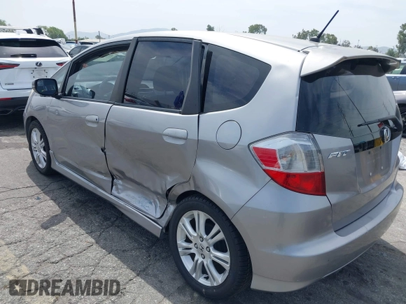 2009 Honda Fit Sport с VIN JHMGE88409S047860, выставлен на аукционе IAAI как лот 42232769 с пробегом 170 014 миль миль и . История ставок и продаж доступна на DreamBid. Изображение 6.