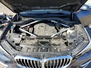2019 BMW X5 xDrive40i with VIN 5UXCR6C5XKLL63225, listed as a Copart auction lot 40607923 with 31,440 mi miles. Bid and sale history available at carsss.com. Image 13.
