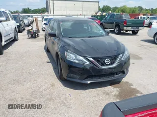 2019 Nissan Sentra SV z VIN 3N1AB7AP7KY287531, wystawiony jako IAAI lot #42329049 z przebiegiem 129 561 mil mil oraz . Historia ofert i sprzedaży dostępna na DreamBid. Obrazek 1.