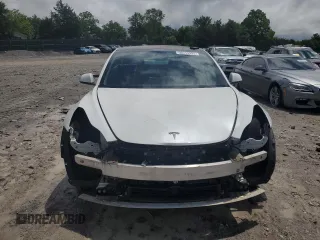 2018 Tesla Model 3 Long Range Battery z VIN 5YJ3E1EB7JF106429, wystawiony jako Copart lot #56319995 z przebiegiem 145 648 mil mil oraz Tytuł czysty. Historia ofert i sprzedaży dostępna na DreamBid. Obrazek 5.