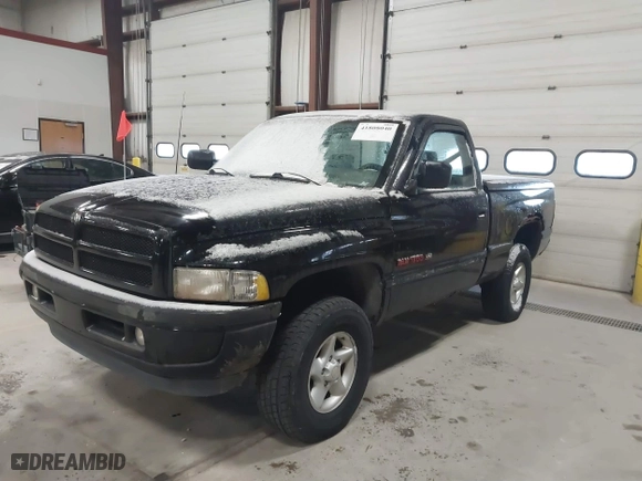 1996 Dodge Ram 1500 with VIN 1B7HF16Z9TJ181109, listed as a IAAI auction lot 41808040 with 163,681 mi miles. Bid and sale history available at carsss.com. Image 2.