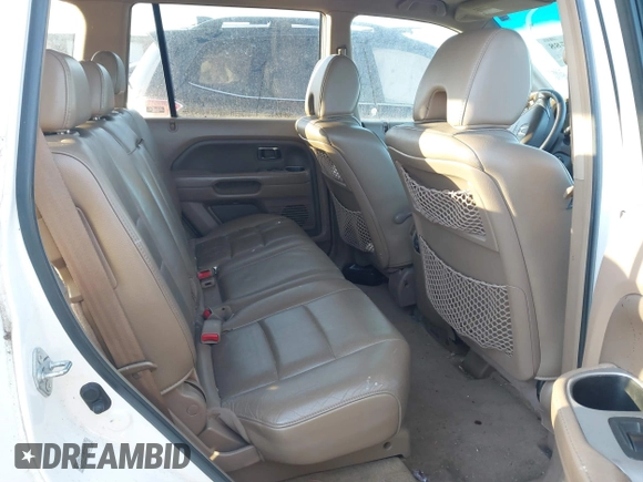 2008 Honda Pilot EX-L with VIN 5FNYF18598B027816, listed as a IAAI auction lot 41725788 with 245,245 mi miles. Bid and sale history available at carsss.com. Image 8.