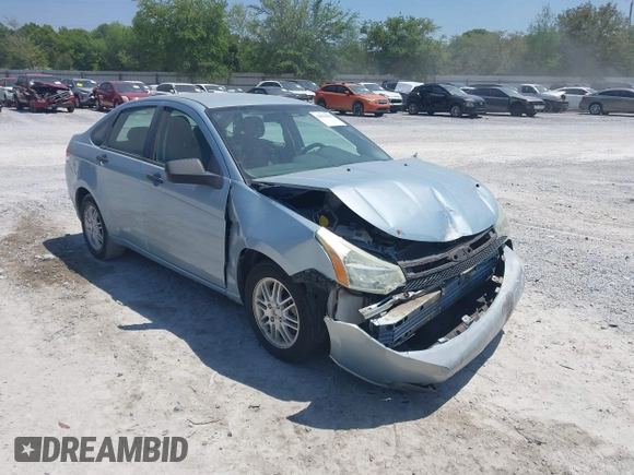 2009 Ford Focus SE with VIN 1FAHP35N19W232918, listed as a IAAI auction lot 42076066 with 165,953 mi miles. Bid and sale history available at carsss.com. Image 1.