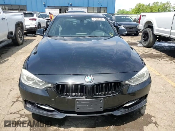 2014 BMW 3 Series 335i xDrive с VIN WBA3B9G5XENR92426, выставлен на аукционе Copart как лот 57073385 с пробегом 138 932 миль миль и Чистый • Clean title. История ставок и продаж доступна на DreamBid. Изображение 13.