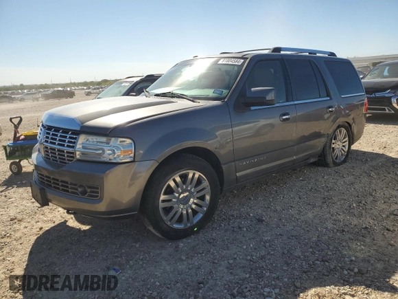 2011 Lincoln Navigator z VIN 5LMJJ2H58BEJ01847, wystawiony jako Copart lot #81804584 z przebiegiem 177 445 mil mil oraz Szkoda całkowita • Salvage title. Historia ofert i sprzedaży dostępna na DreamBid. Obrazek 1.