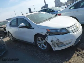 2015 Chevrolet Volt with VIN 1G1RA6E4XFU116450, listed as a IAAI auction lot 41645583 with 205,925 mi miles. Bid and sale history available at carsss.com. Image 1.