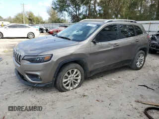 2019 Jeep Cherokee Latitude with VIN 1C4PJLCX2KD160835, listed as a Copart auction lot 47392855 with 126,032 mi miles and Salvage Title. Bid and sale history available at carsss.com. Image 1.