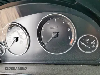 2011 BMW 5 Series 535i z VIN WBAFR7C58BC807154, wystawiony jako Copart lot #56888895 z przebiegiem Nie podano mil oraz Szkoda całkowita • Salvage title. Historia ofert i sprzedaży dostępna na DreamBid. Obrazek 9.