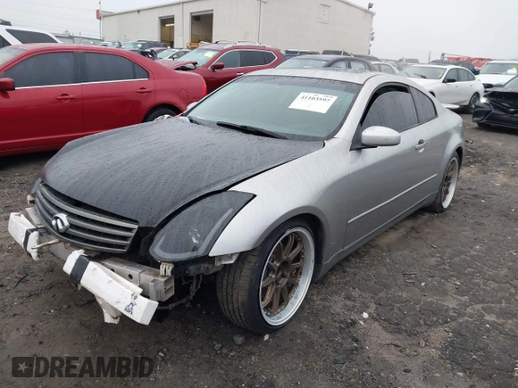 2005 Infiniti G35 Coupe with VIN JNKCV54E75M423240, listed as a IAAI auction lot 41103597 with 121,413 mi miles. Bid and sale history available at carsss.com. Image 18.
