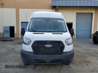 2022 Ford Transit Cargo z VIN 1FTBR3X80NKA69827, wystawiony jako Copart lot #45023705 z przebiegiem 48 992 mil mil oraz Czysty tytuł • Clean title. Historia ofert i sprzedaży dostępna na DreamBid. Obrazek 5.