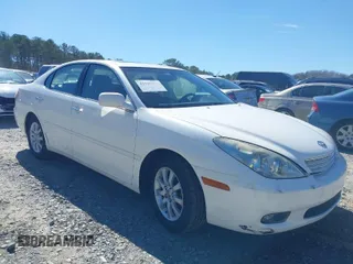 2004 Lexus ES 330 with VIN JTHBA30G745054956, listed as a IAAI auction lot 41739387 with 124,967 mi miles. Bid and sale history available at carsss.com. Image 1.