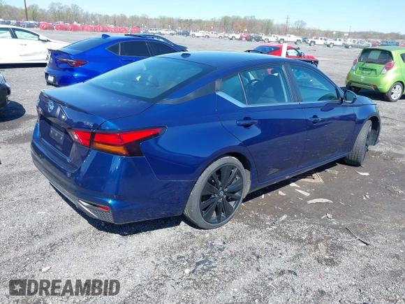 2019 Nissan Altima SR with VIN 1N4BL4CV4KC117733, listed as a IAAI auction lot 41977198 with 56,167 mi miles and . Bid and sale history available at carsss.com. Image 4.