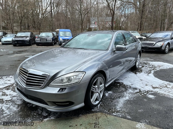 2012 Mercedes-Benz S-Class S 550 with VIN WDDNG9EB2CA444811, listed as a Copart auction lot 52600395 with 127,847 mi miles and Clean Title. Bid and sale history available at carsss.com. Image 2.