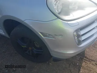 2009 Porsche Cayenne z VIN WP1AA29P49LA09131, wystawiony jako IAAI lot #42528694 z przebiegiem 140 857 mil mil oraz . Historia ofert i sprzedaży dostępna na DreamBid. Obrazek 6.