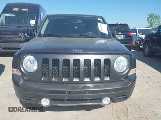 2016 Jeep Patriot Latitude with VIN 1C4NJPFA1GD526944, listed as a IAAI auction lot 42045701 with 123,364 mi miles and . Bid and sale history available at DreamBid. Image 12.