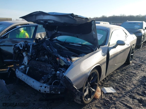 2015 Dodge Challenger SXT Plus with VIN 2C3CDZBG0FH818787, listed as a IAAI auction lot 41779757 with 1 mi miles. Bid and sale history available at carsss.com. Image 18.